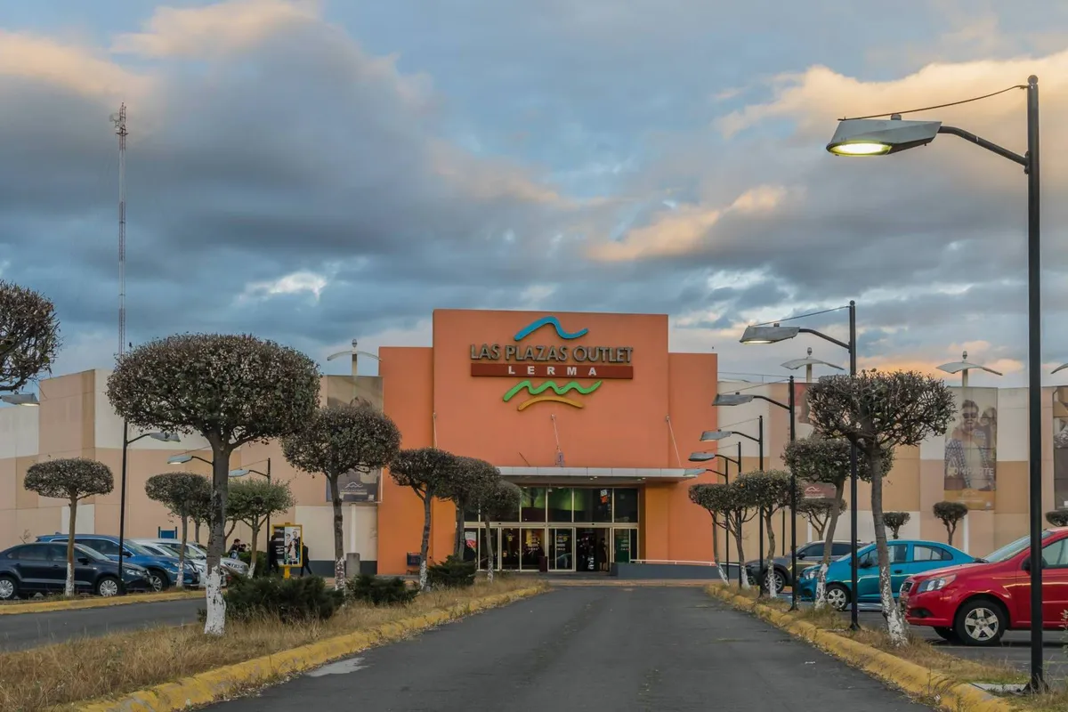 Lerma: Disturbios en Plazas Outlet por presunto extravío de menor