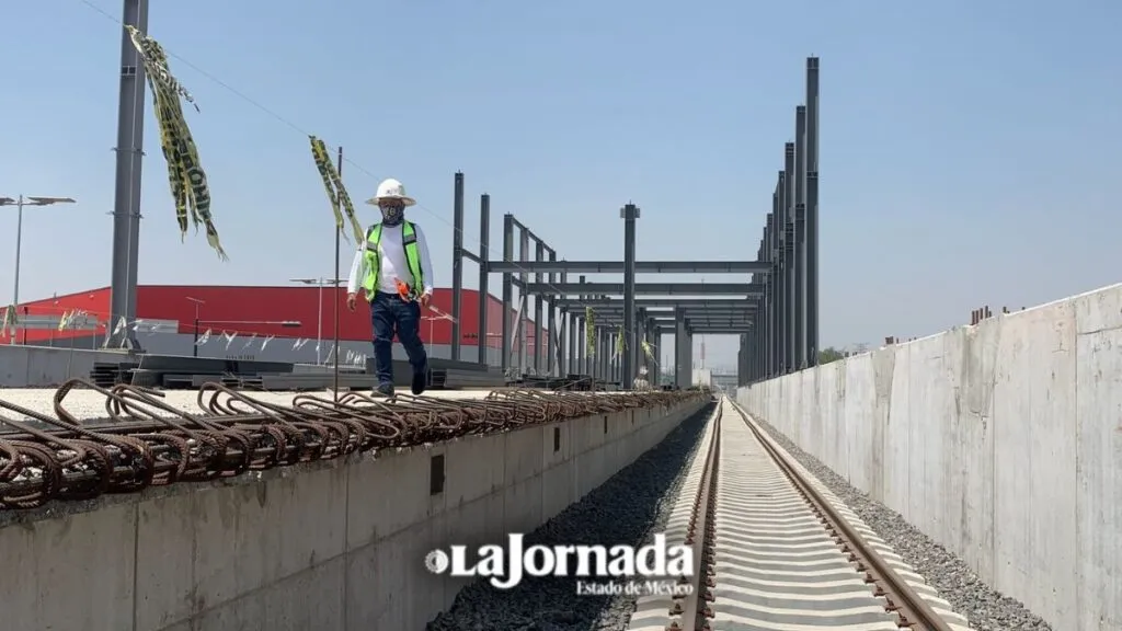 Pobladores de Tultepec liberan una estación del Tren Suburbano
