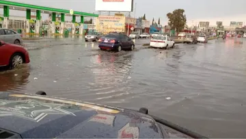 Ecatepec busca frenar inundaciones en Avenida Nacional