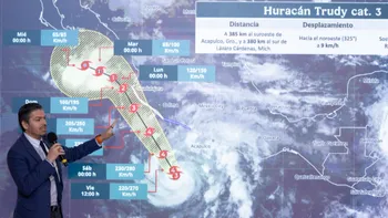 Huracán Trudy amenaza las costas del Pacífico mexicano con fuertes lluvias e inundaciones durante el fin de semana.