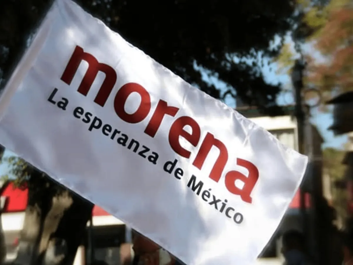Morena frena a adelantados: pide parar promoción de imagen