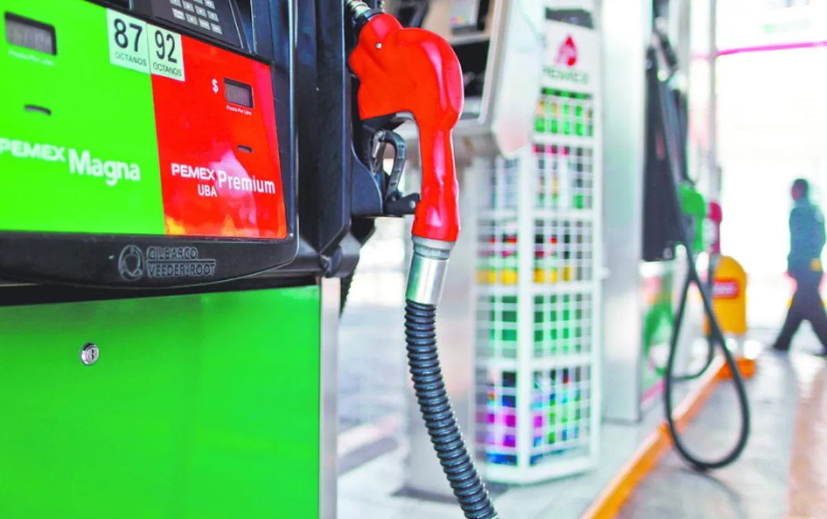 Pemex refuerza acciones para combatir el desabasto de gasolina en México