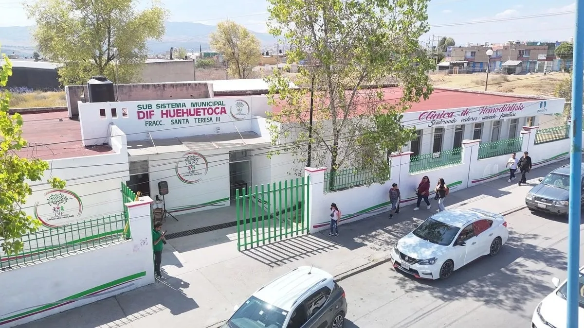 Inauguran primera clínica de hemodiálisis en Huehuetoca, Edomex