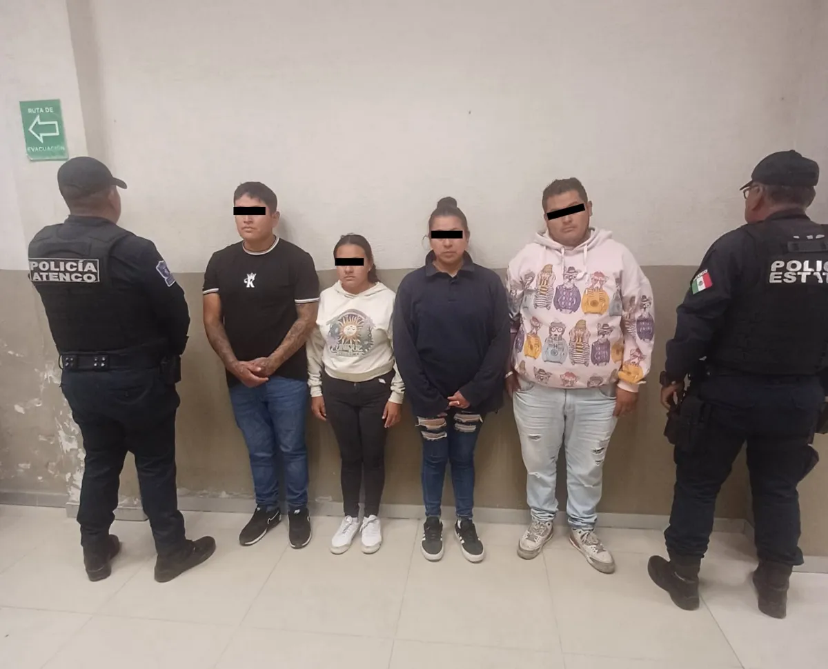 Detienen a cuatro personas por intentar cobrar cheques falsos en Atenco