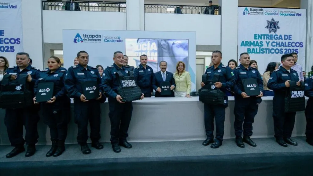 Atizapán equipa a su policía con armas de vanguardia y chalecos antibalas: P. Rodríguez