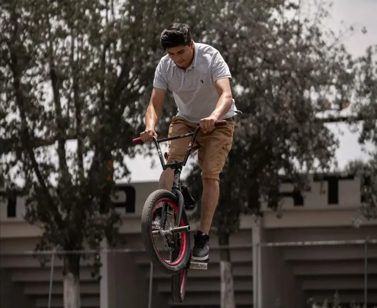 Falta de espacios dignos en deporte sobre ruedas