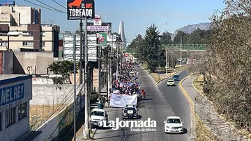 Pobladores mexiquenses realizan caminata con destino a la CDMX
