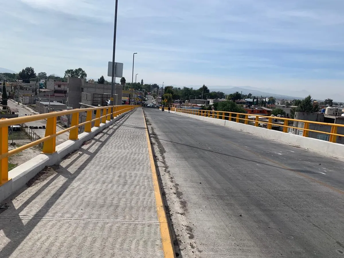 Cumplen tres días de bloqueo en Nextlalpan