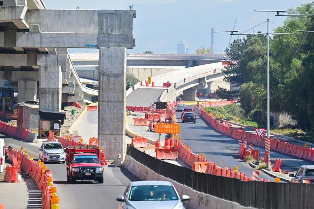 Gobierno del Edomex construye vía directa al AIFA desde el Valle de México; 10.7 kilómetros y 30% de avance