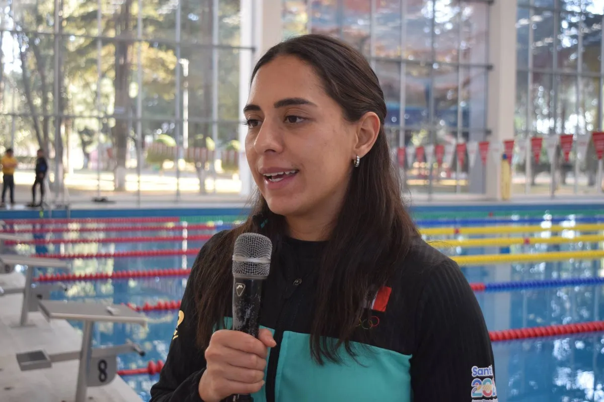 Jessica Sobrino, nadadora mexiquense que competirá en los Juegos Olímpicos