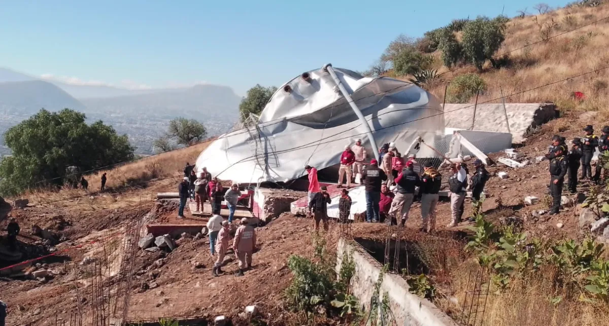 Chimalhuacán: Alcaldesa da explicación sobre derrumbe de tanque de agua