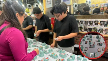 Fiebre mundialista impulsa venta de estampas en Valle de Toluca