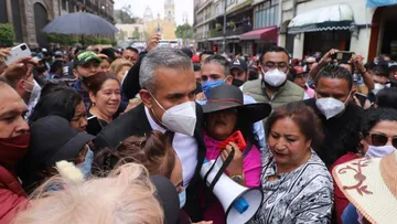 Alcalde y vecinos de Ecatepec llegan a la cámara de diputados