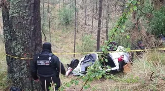 Accidente en la carretera Amecameca-Tlamacas deja 2 muertos y 3 lesionados