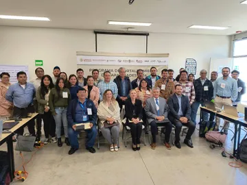 Capacitan a operadores de agua en el Edomex