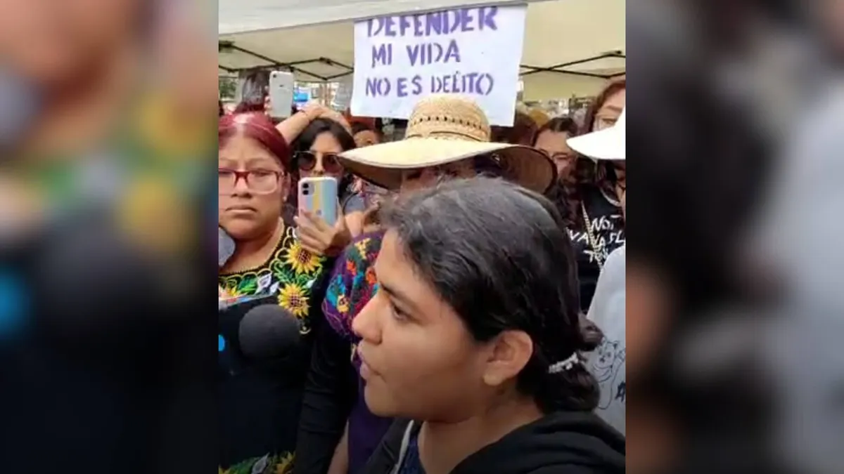 Aplazan absolución de Roxana Ruiz