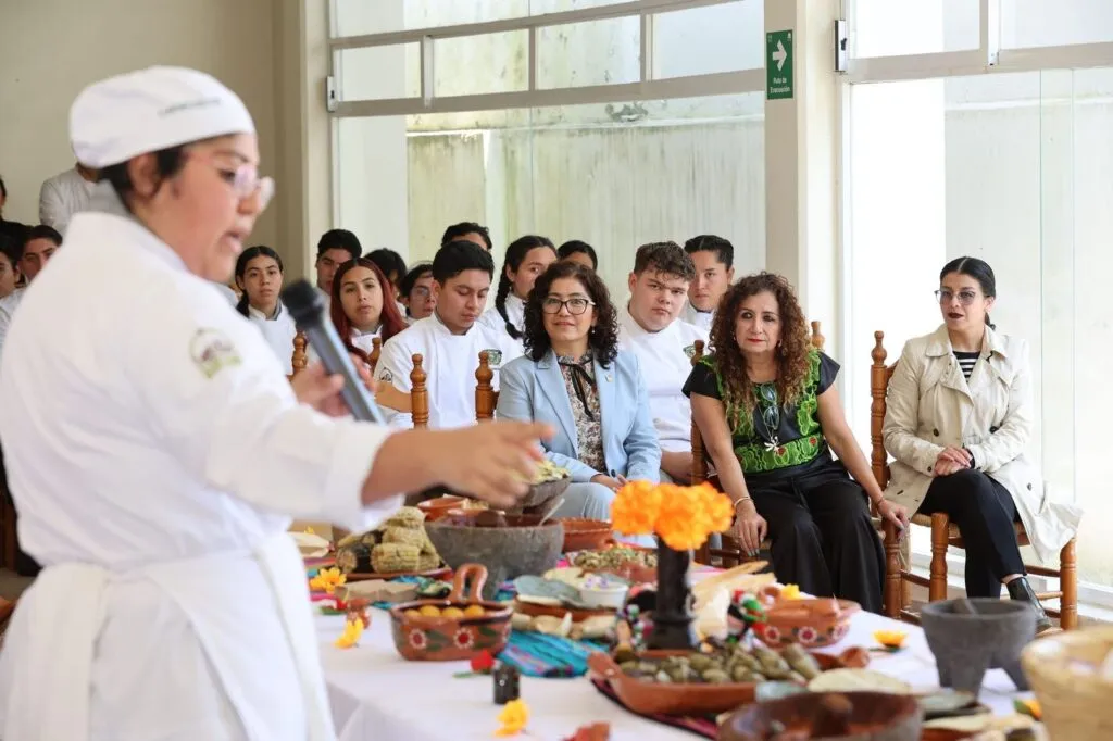 UAEMéx celebra y reconoce a las mujeres rurales
