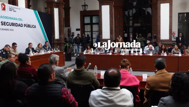 Toluca: Juan Maccise, alcalde se reúne con 500 delegados