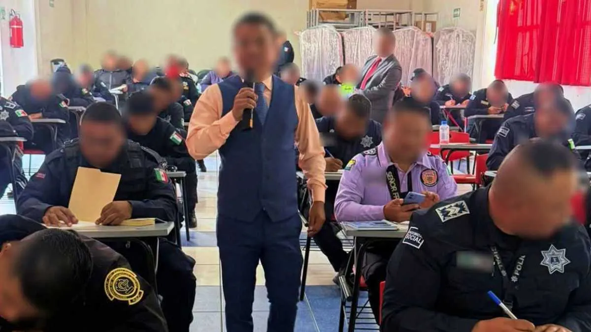 FGR imparte capacitación a policías de Valle de Chalco