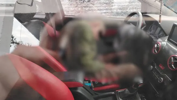 Balean a presunto ladrón de tiendas Oxxo en Ecatepec