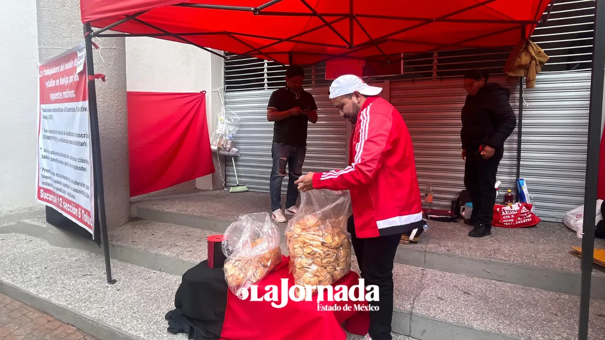 En Edomex son 16 los empleados en paro, quienes además apoyan a las demás sucursales del Valle de Toluca y una en Zitácuaro.