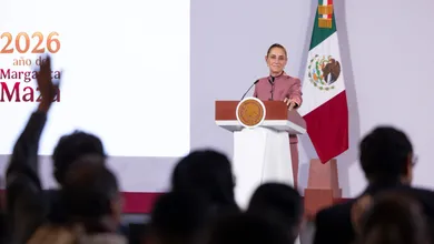 Sheinbaum durante su conferencia mañanera, en la que adelantó cinco puntos del plan para trabajadores del IMSS.