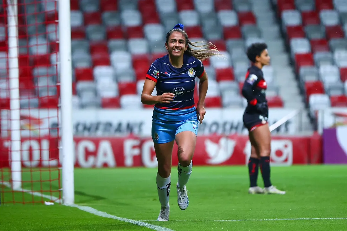 Diablas con pie afuera de la liguilla. Cae 3-0 ante Chivas