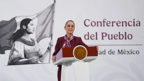 Sheinbaum afirma que quienes critican la nueva Ley de Amparo “mienten o actúan por consigna” y defiende que no afecta la inversión.