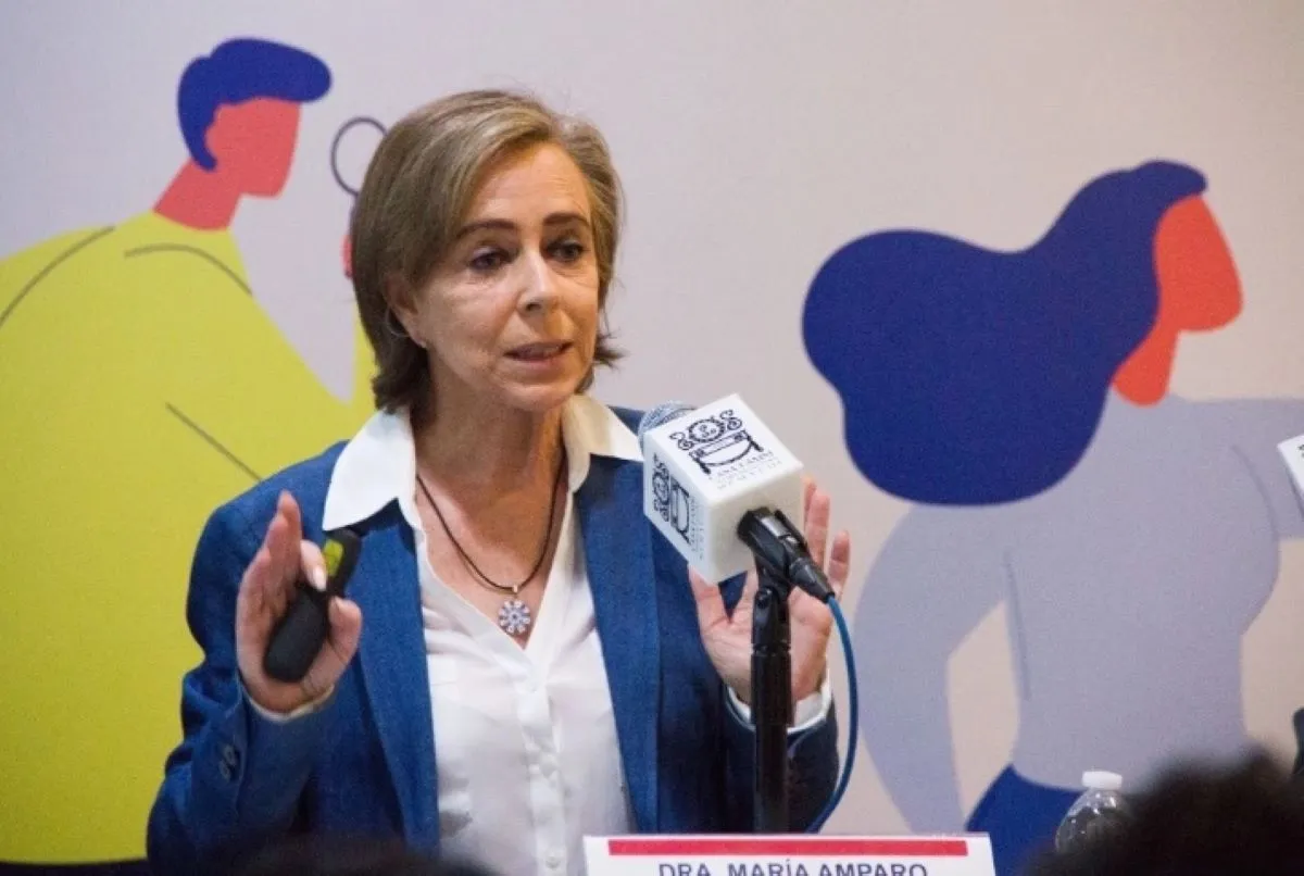 El presidente Andrés Manuel López Obrador cuestionó los argumentos del juzgado para otorgarle a la presidenta de Mexicanos contra la Corrupción y la Impunidad, María Amparo Casar, para que le regresen la pensión de Pemex por el fallecimiento de su esposo hace 20 años. Foto: La Jornada