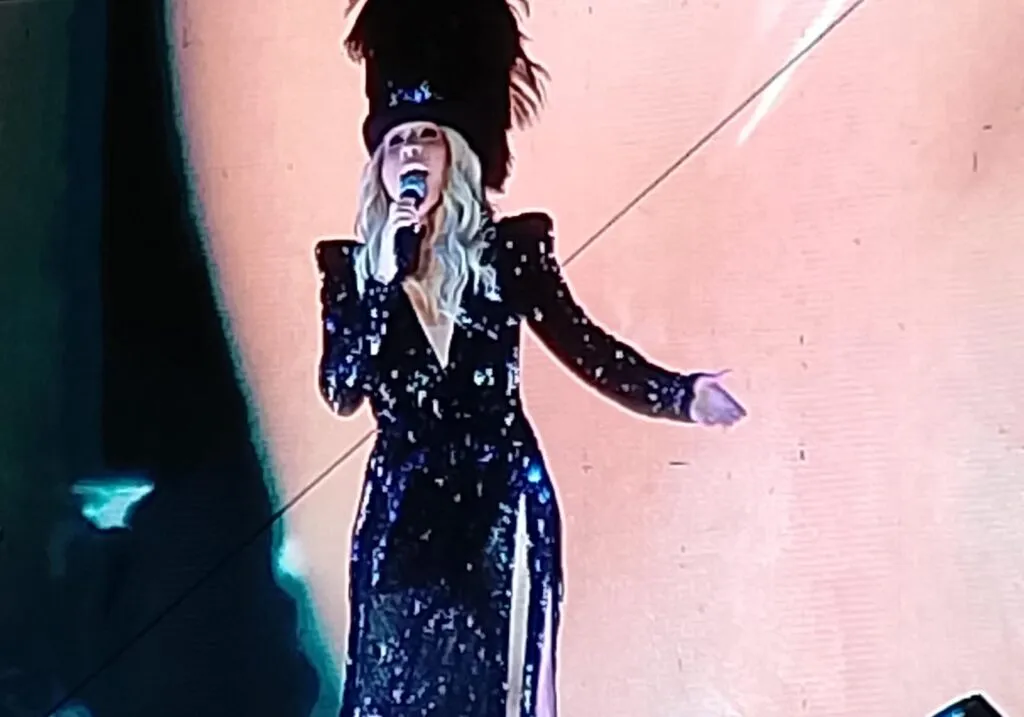 Yuri estrena en vivo su álbum “Señora” en La Feria del Alfeñique en Toluca