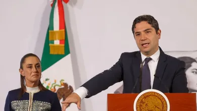 El SAT notificó formalmente a Grupo Salinas para cobrar impuestos confirmados por la Suprema Corte de Justicia.