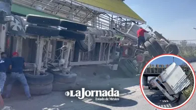 Automóvil a exceso de velocidad provocó volcadura de góndola en Ecatepec
