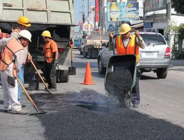 Baches y caminos en la entidad