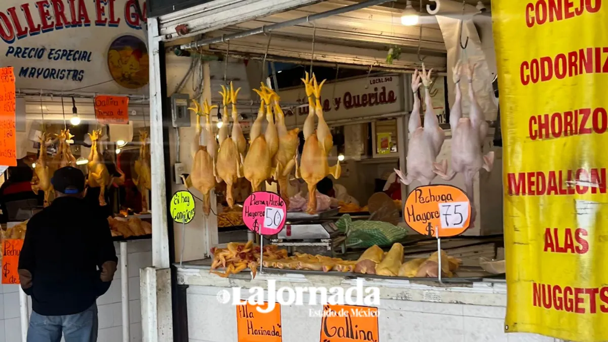 Precio de pechuga de pollo baja hasta los 75 pesos por kilo en Toluca [Recorrido semanal]