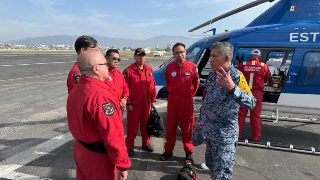 Con traslados aeromédicos, Grupo Relámpagos del Edomex distribuye ayuda a afectados por las lluvias en Hidalgo