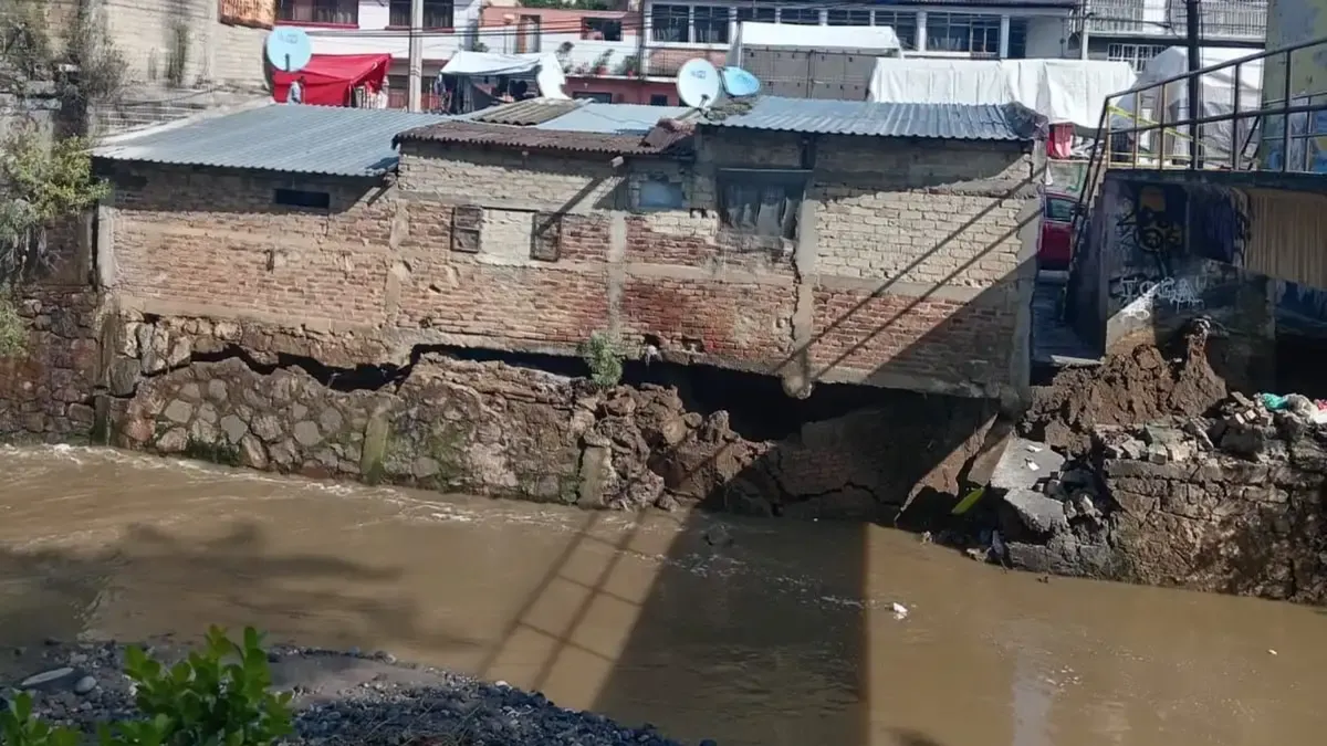 El proceso de demolición, implicará el uso de maquinaria pesada debido al riesgo de colapso y podría extenderse al menos dos días.