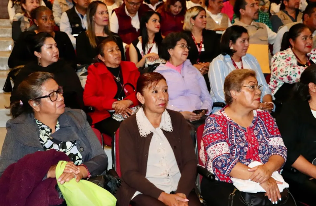 Edomex: Mujeres cuentan con herramientas para su preparación académica