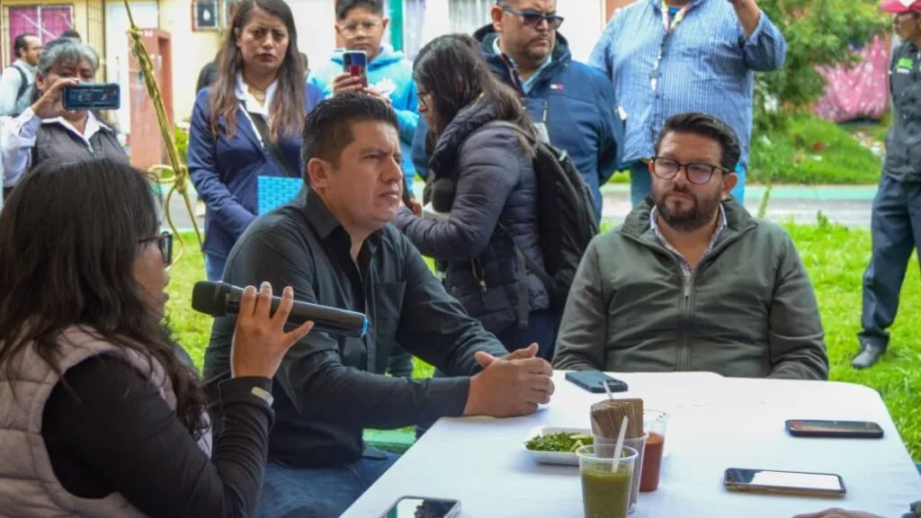 Adolfo Solís escucha propuestas vecinales en Colinas del Sol