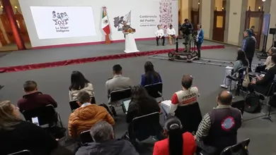 Sheinbaum pidió a connacionales en EU mantener la celebración del Grito, pero con medidas de precaución.