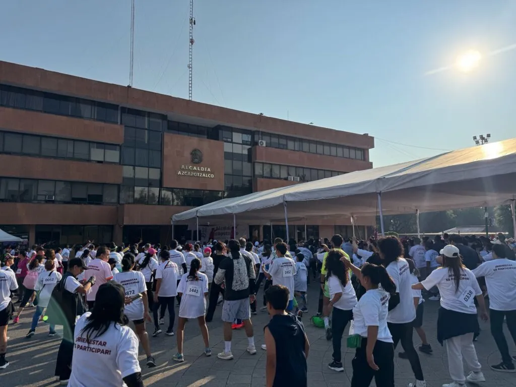 Más de 1000 participantes en carrera por la paz en Azcapotzalco