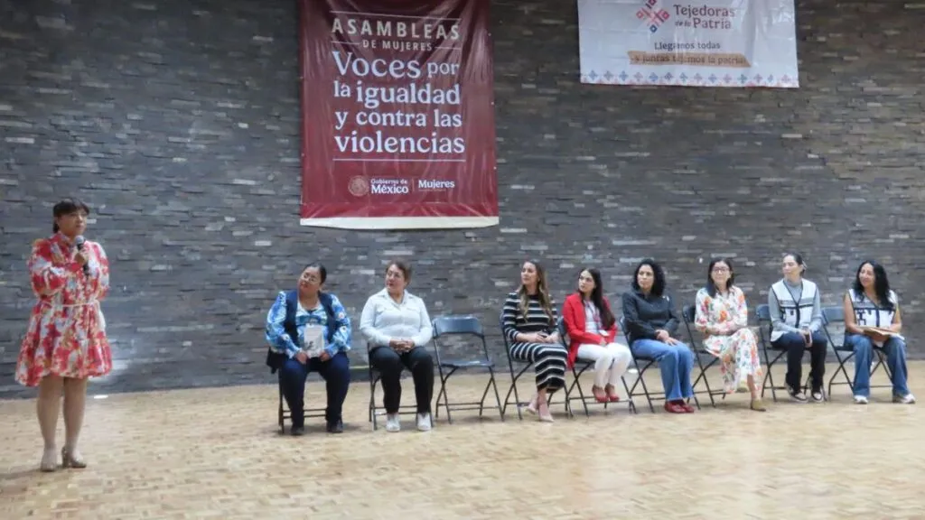 Mujeres texcocanas participan en el foro Voces por la Igualdad y Contra las Violencias