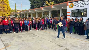 Autoridades alertan por becas fraudulentas en Ozumba