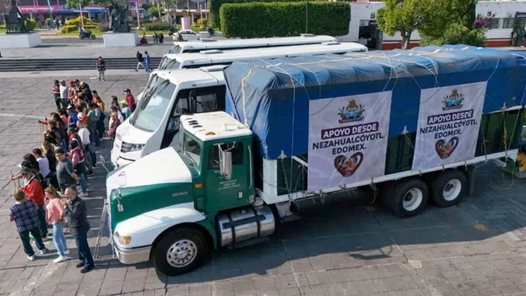 Neza, Los Reyes y Ecatzingo entregan víveres a estados afectados por lluvias
