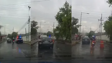 Caen cables frente a Plaza Lago en Tlalnepantla por fuertes lluvias [VIDEO]