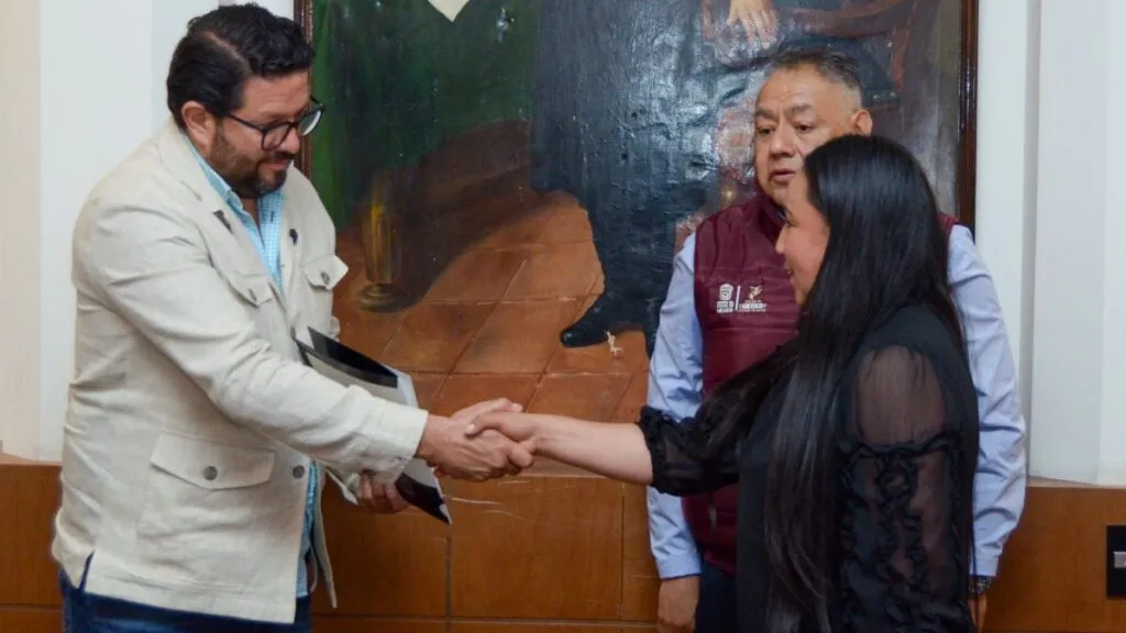 Almoloya de Juárez y SEIEM firman convenio para impulsar estudios en preparatoria abierta