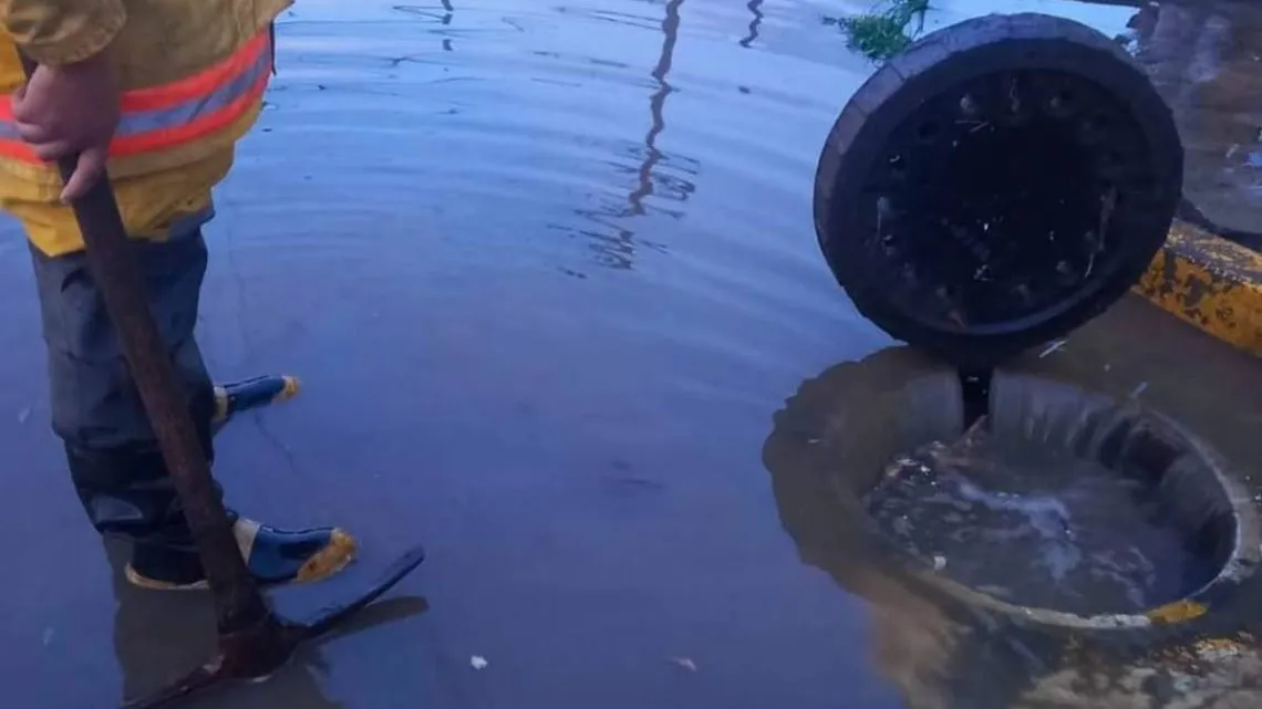 Valle de Chalco la libra de inundaciones