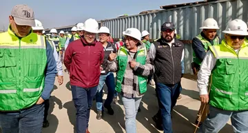 Edomex: Delfina Gómez supervisa obras del Trolebús Chalco-Santa Martha