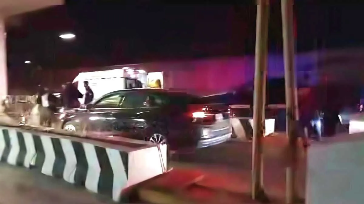 Hospitalizados, víctimas de enfrentamiento a balazos en caseta de Chalco