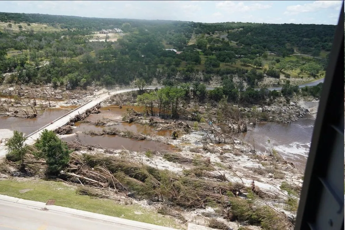 Reportan hallazgo de segunda víctima mexicana por inundaciones en Texas