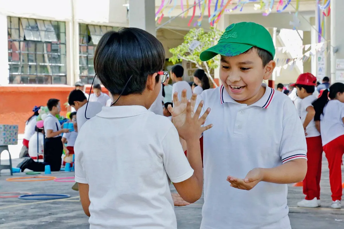 Cuenta Edomex con línea de atención contra el bullying